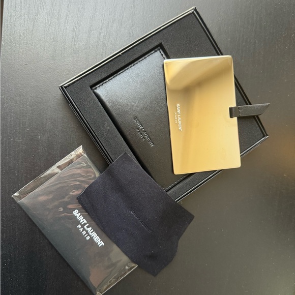 Saint Laurent cardholder with a mirror - Picture 12 of 13